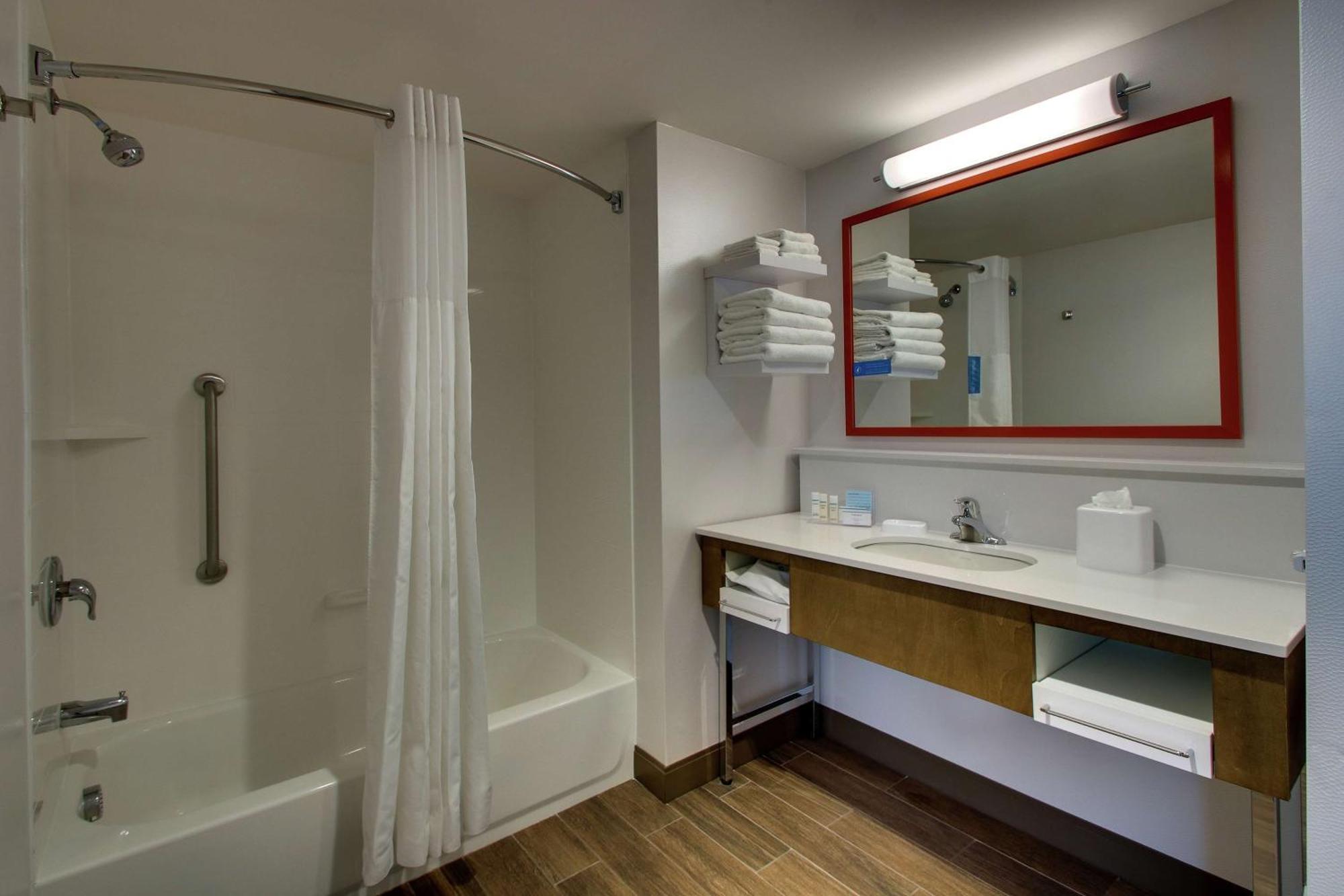 Hampton Inn & Suites By Hilton Southport Luaran gambar