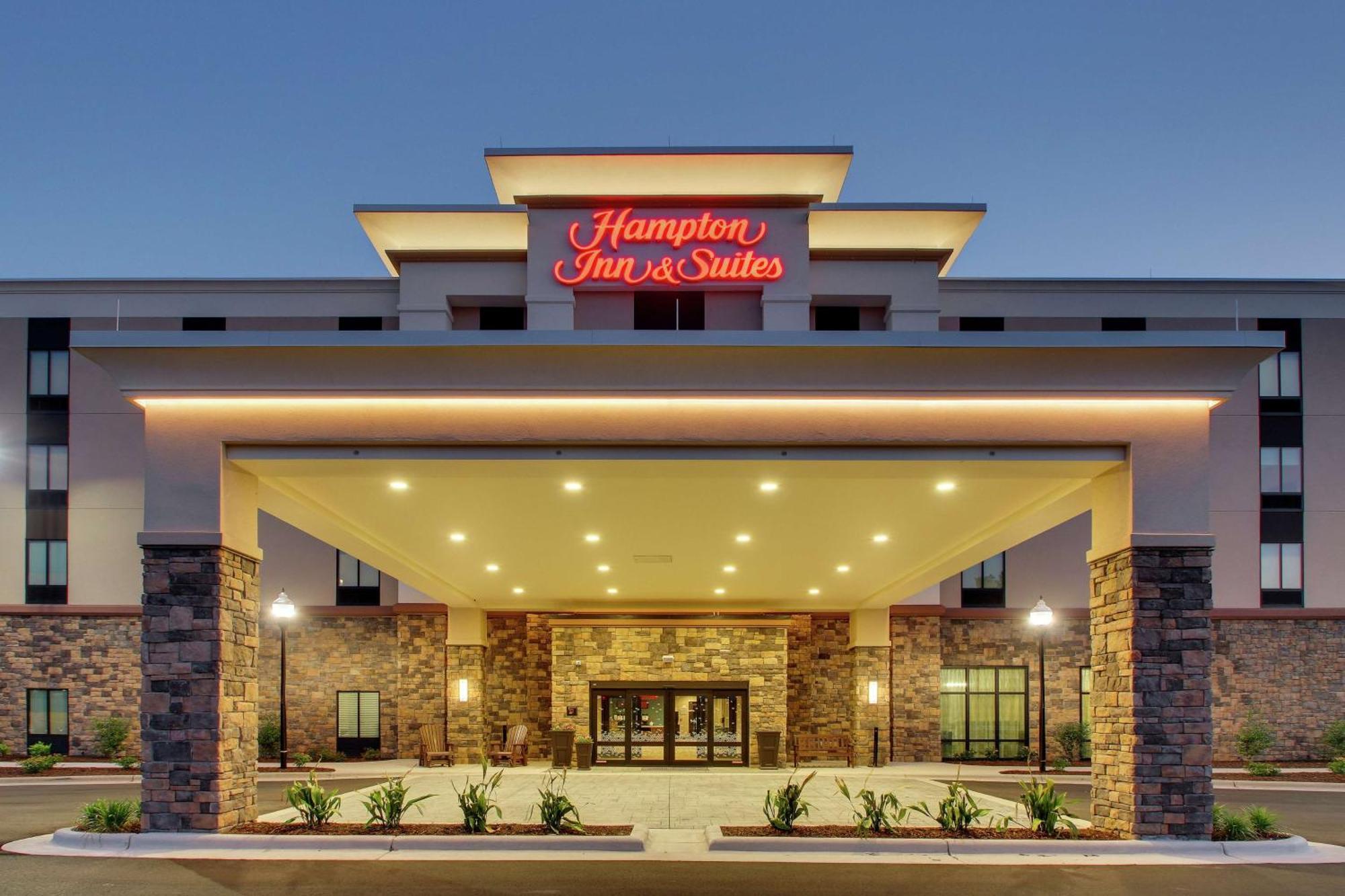 Hampton Inn & Suites By Hilton Southport Luaran gambar